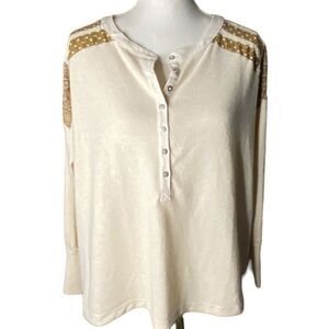 In Loom Wm’s Sz Med Ivory Soft Knit Contrast Handkerchief Henley Shirt Top